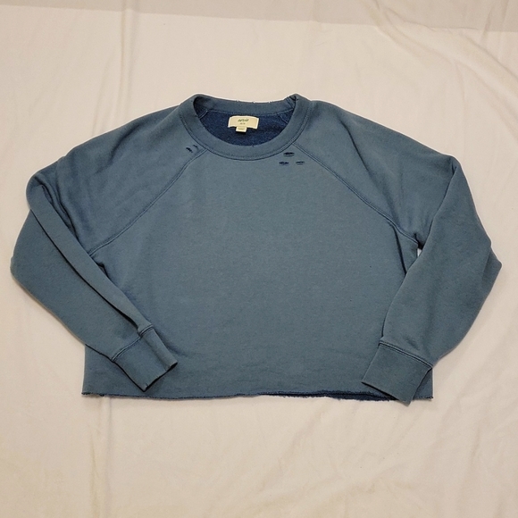 aerie Tops - Aerie XS oversized sweater semi cropped blue distressed